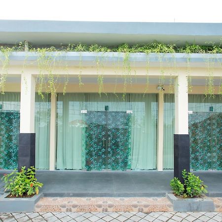 V Canggu Dormitory Luaran gambar