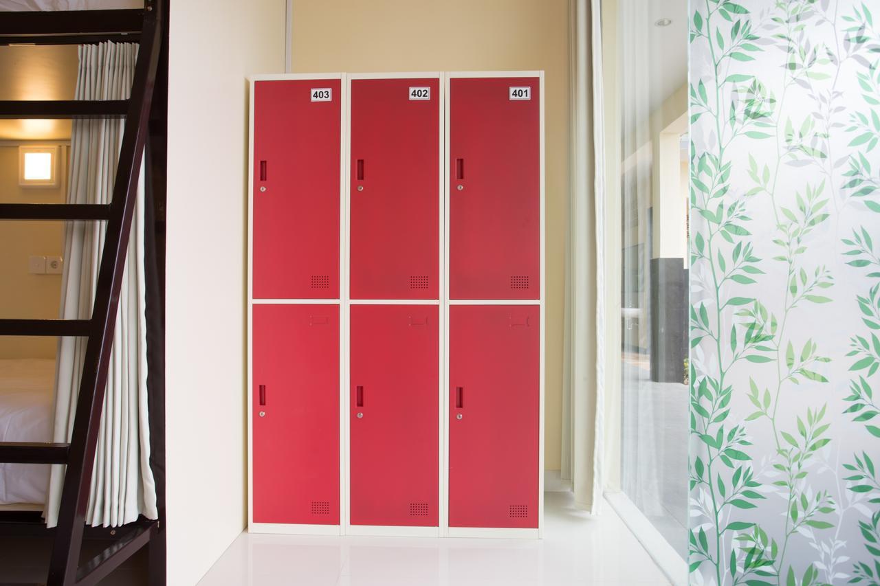 V Canggu Dormitory Luaran gambar