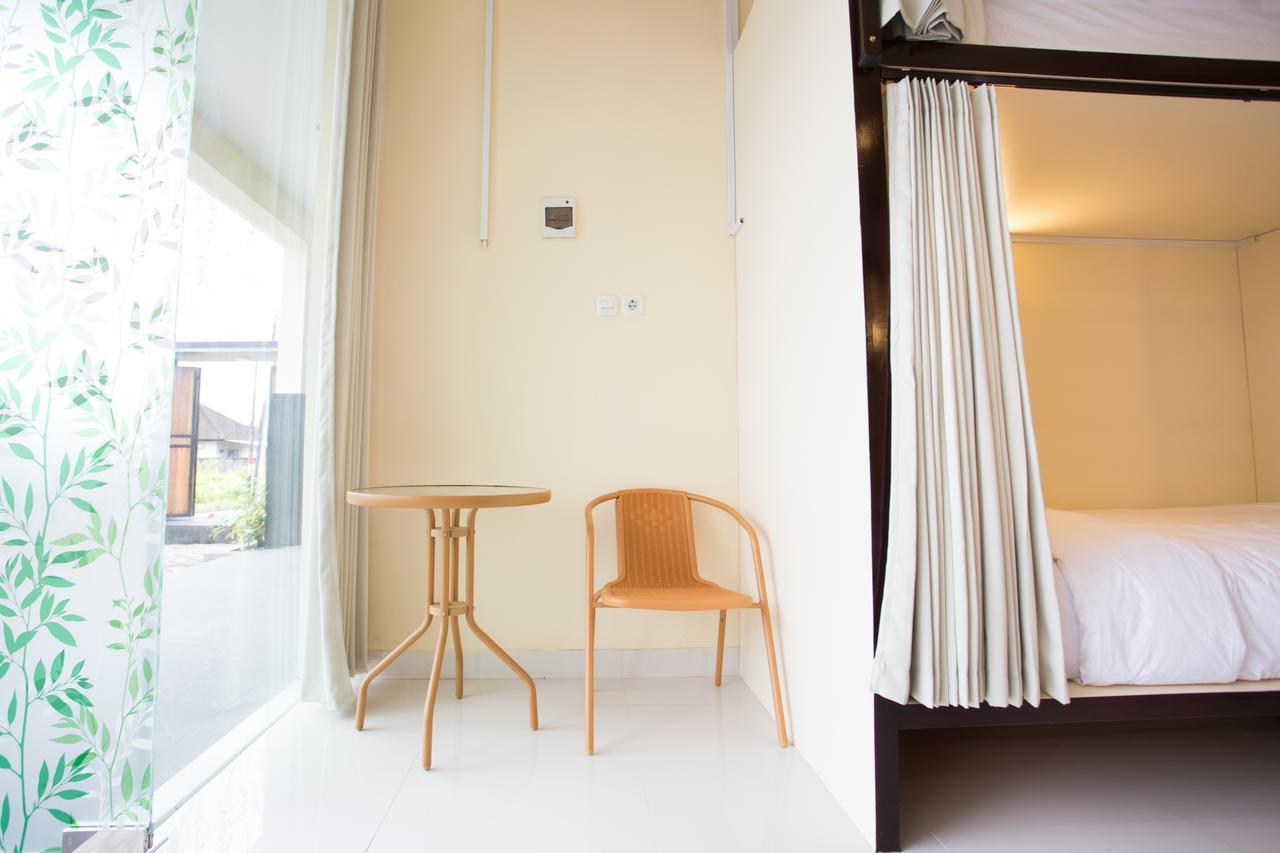 V Canggu Dormitory Luaran gambar