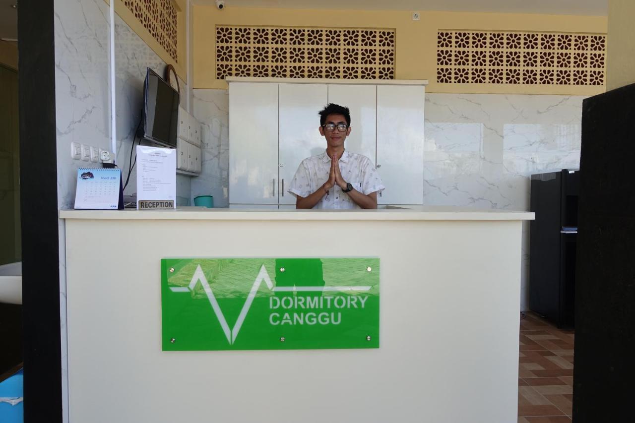 V Canggu Dormitory Luaran gambar